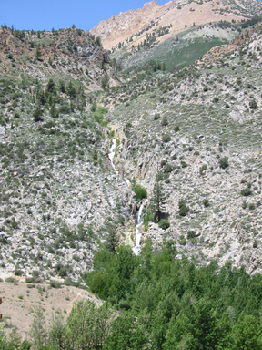 North Lake waterfall into stream below Lake Sabrina